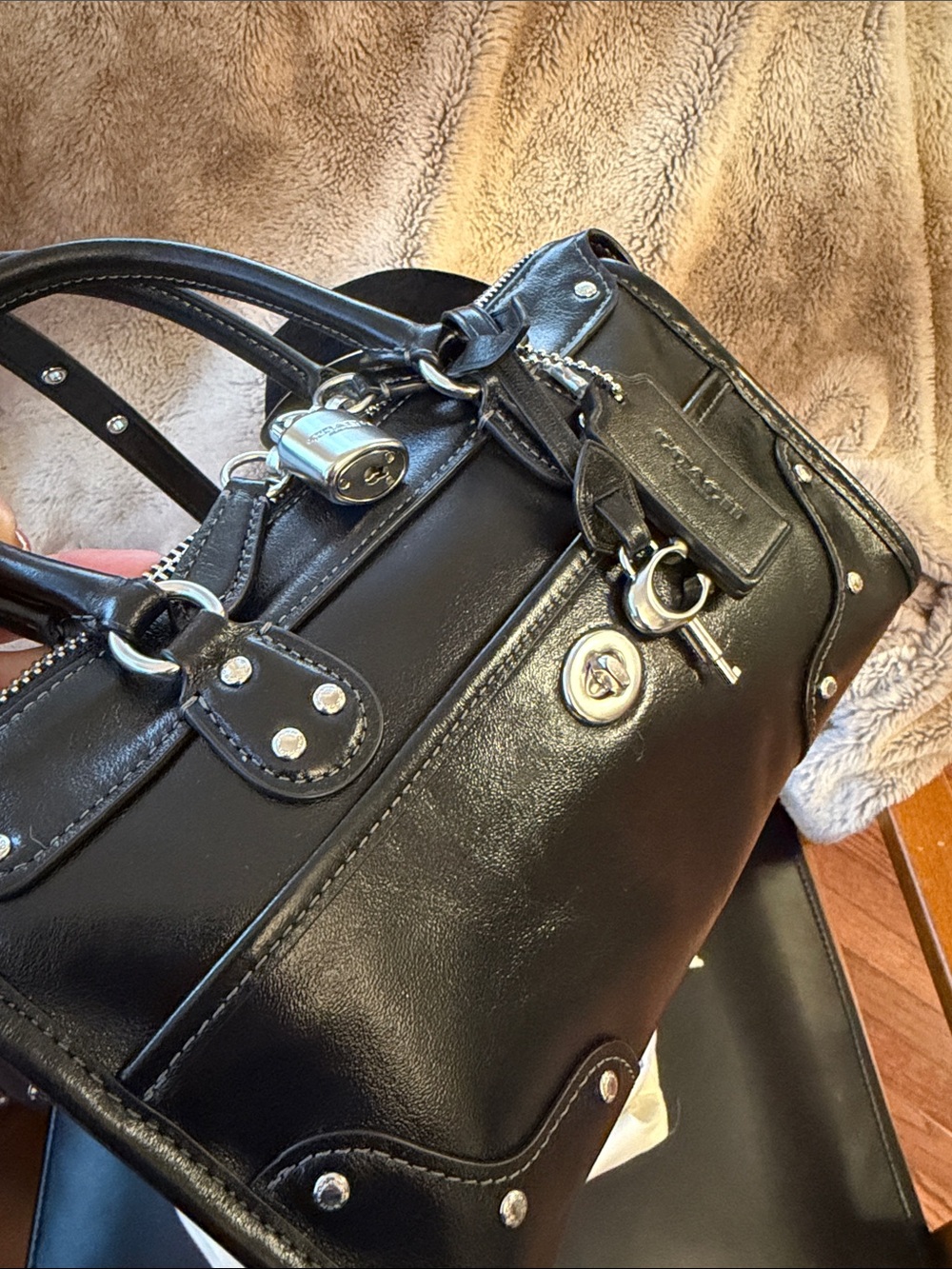Coach Rhyder Satchel Bag 24 Glazed Leather Black Silver - Picture 2 of 14